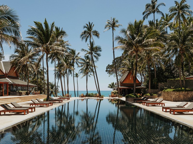 La superbe piscine de l'Amanpuri