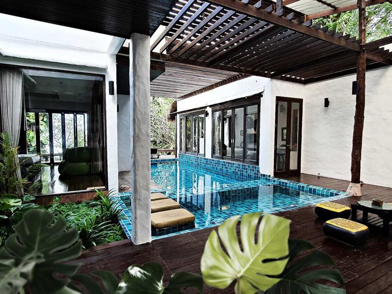 Jig Lae Pool Villa