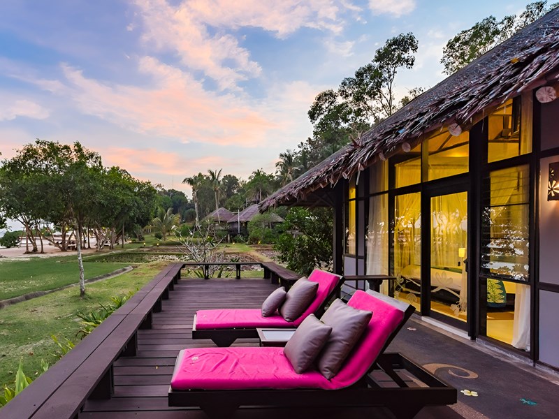 One Bedroom Beachfront Villa