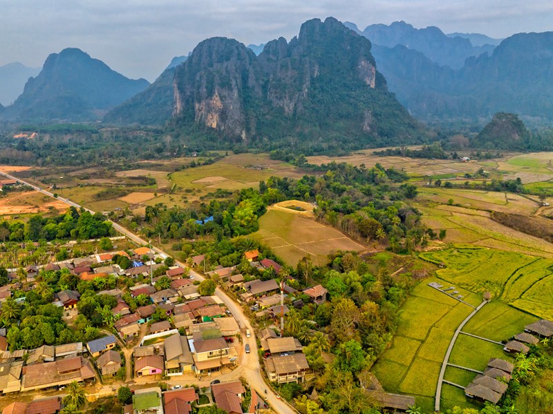 Les rizières autour des villages de Van Vieng