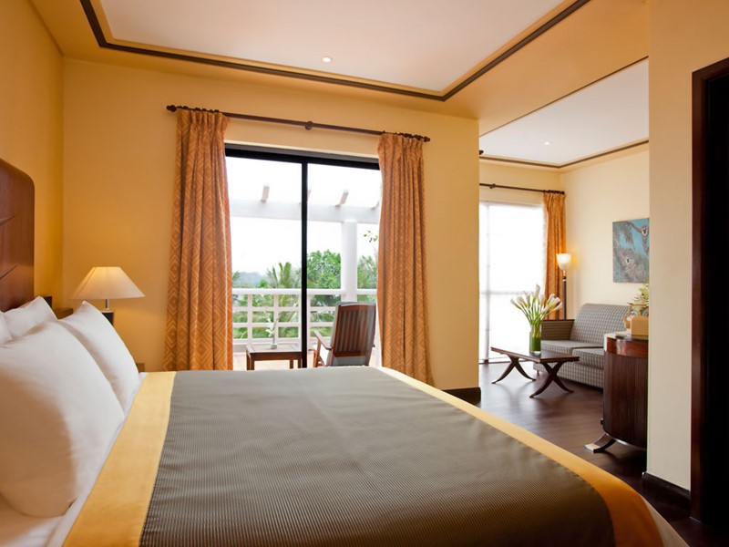 La Deluxe Room de l'Azerai La Résidence, Hué