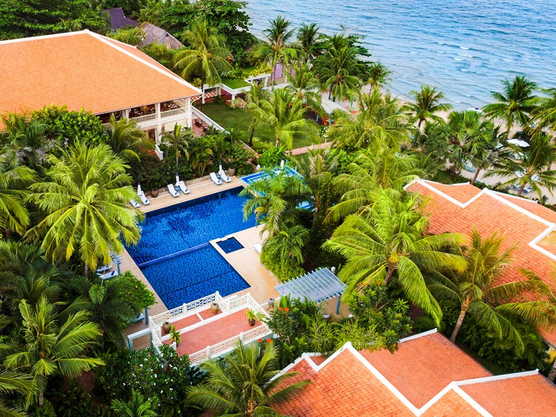 Une adresse raffinée entre jardins tropicaux et océan