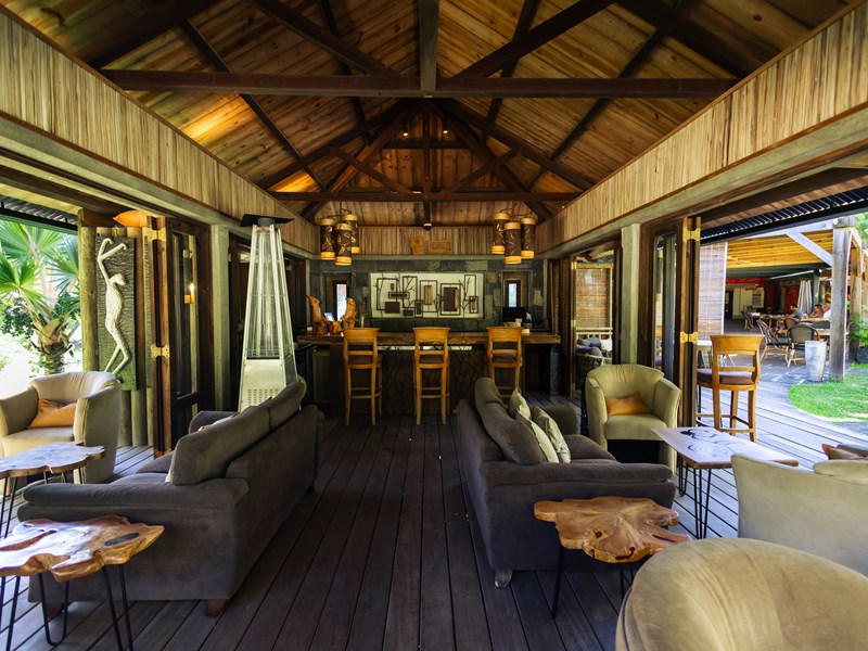 Le Makak Bar
