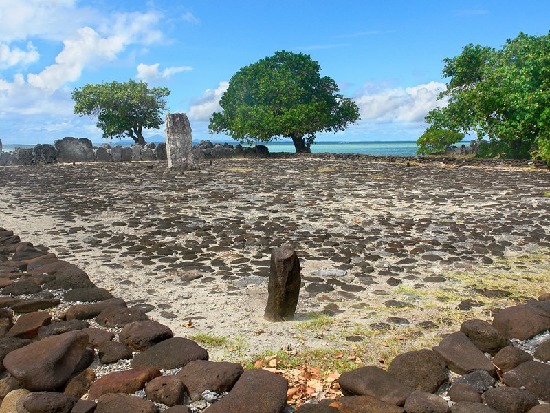 Marae Taputapuatea sur la côte de Raiatea 