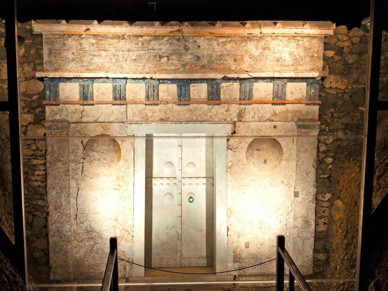 La sépulture de Philippe II sur le site de Vergina