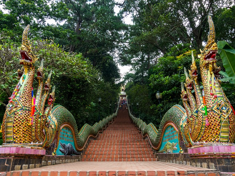 L'entrée du temple de Doi Suthep