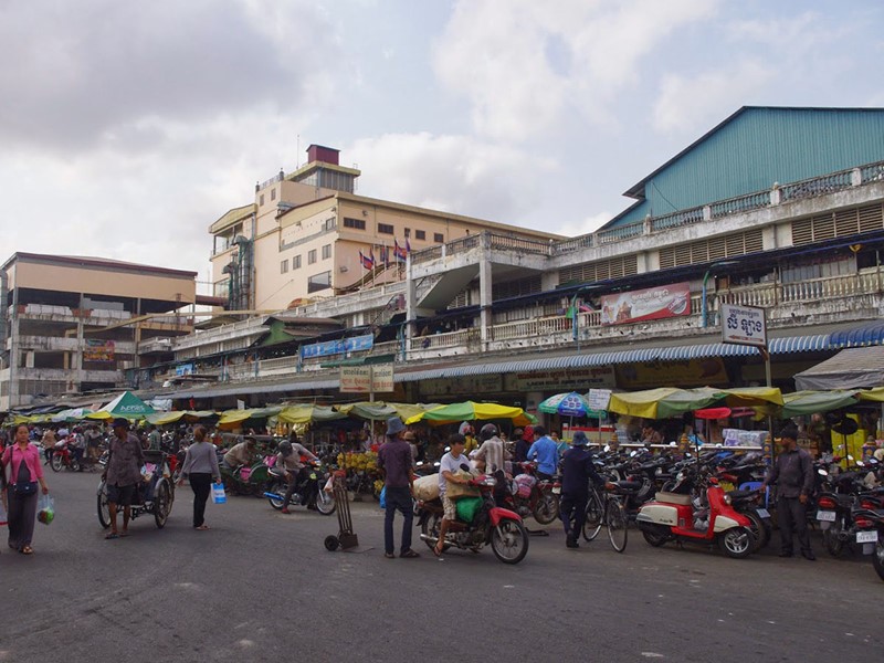 Visite du marché Orussey à Phnom Penh