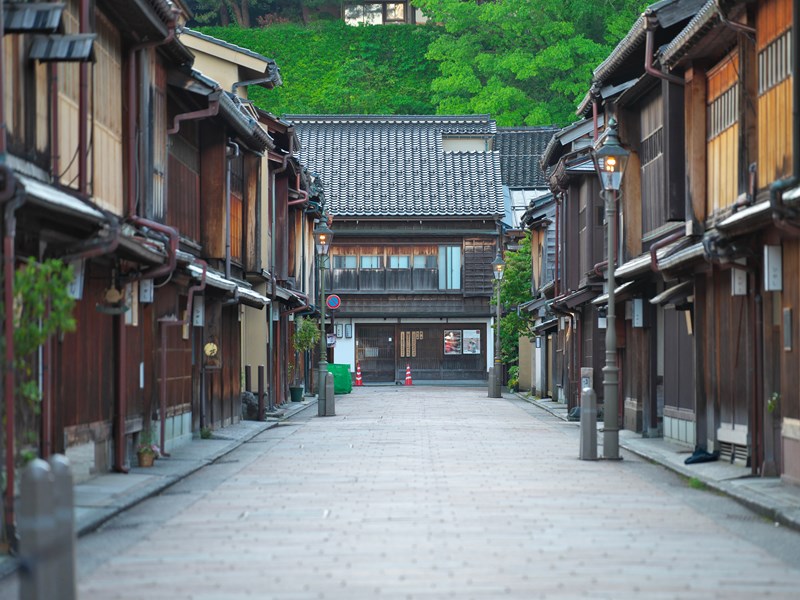 Higashi Chaya, quartier traditionnel de Kanazawa au lever du jour