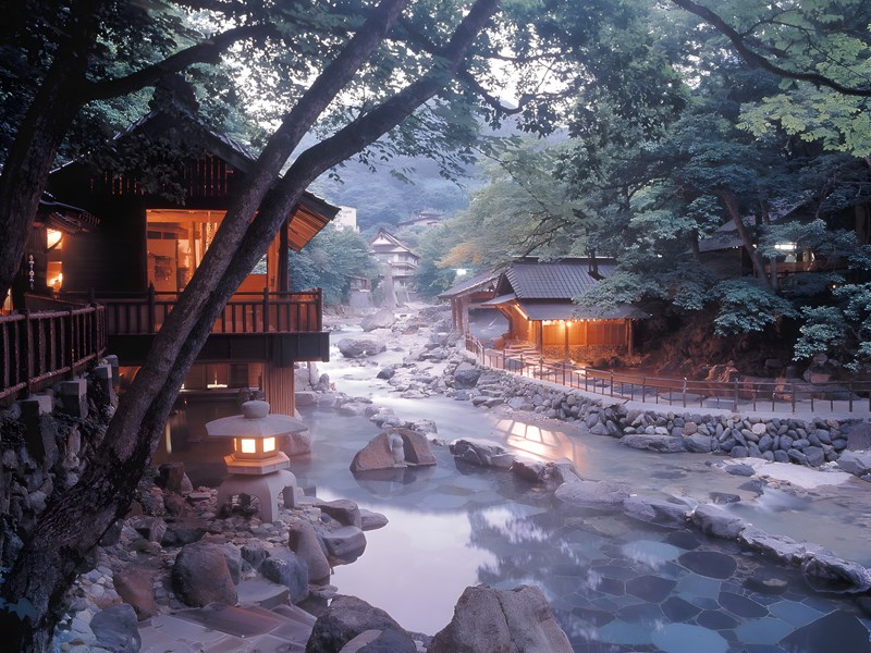 Takaragawa, un bain en plein air