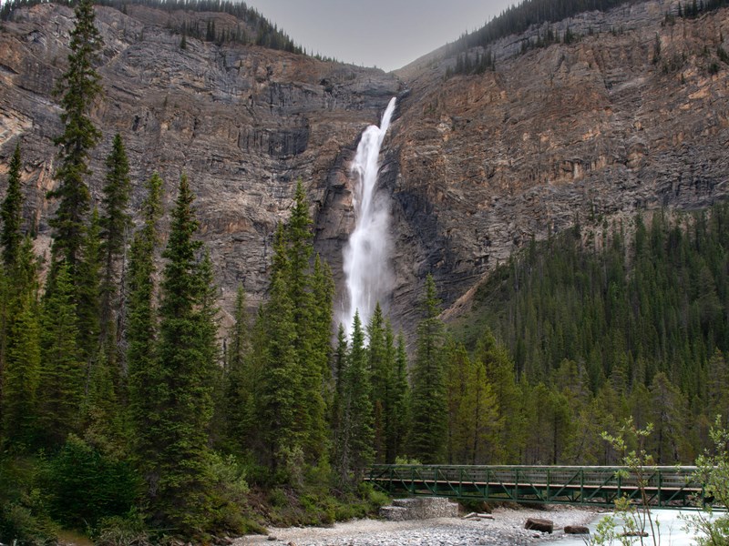 Les chutes Takakkaw, parmi les plus hautes du pays