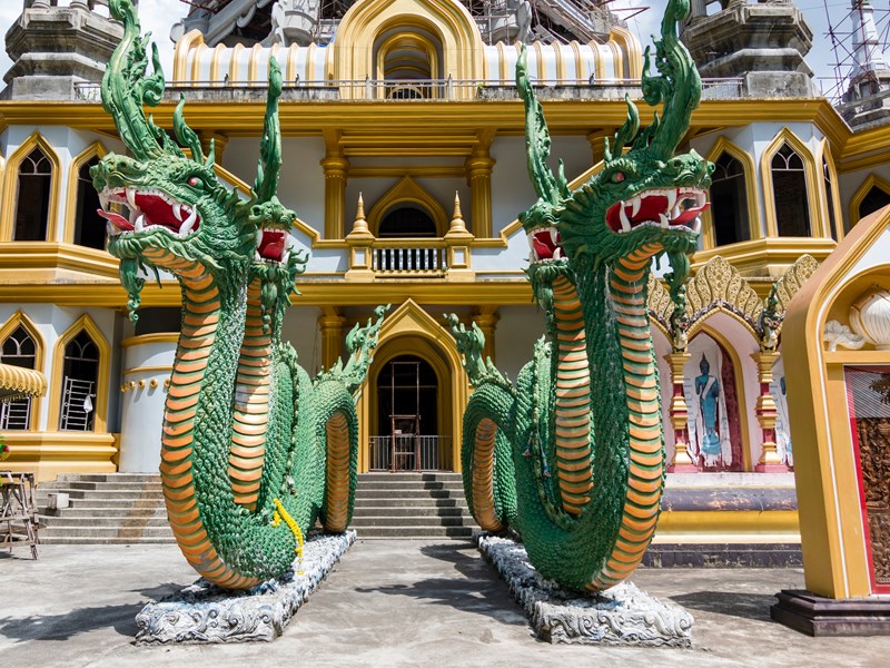 Temple de la grotte du tigre à Krabi