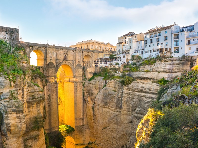 Ronda domine majestueusement les gorges du Tajo