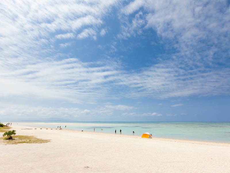 Plage de Kondoi sur l’île de Taketomi à Okinawa