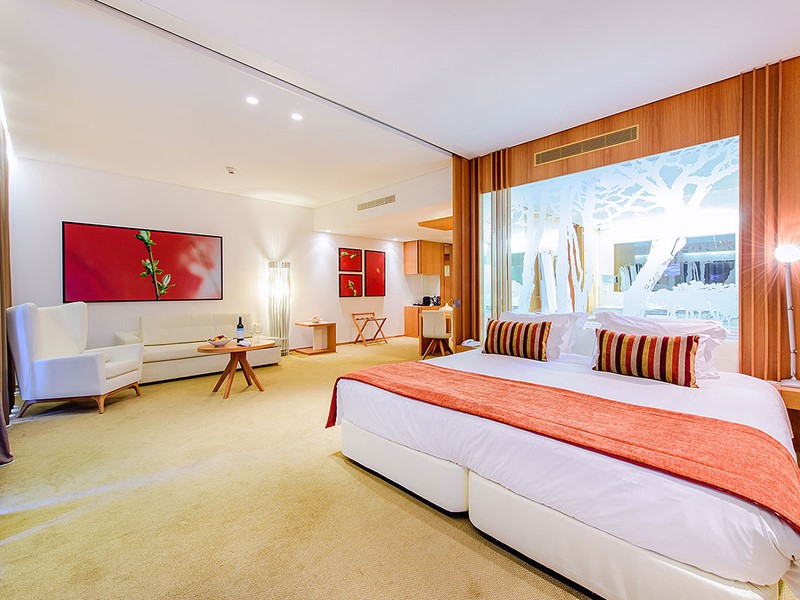 Deluxe Family Connecting Room