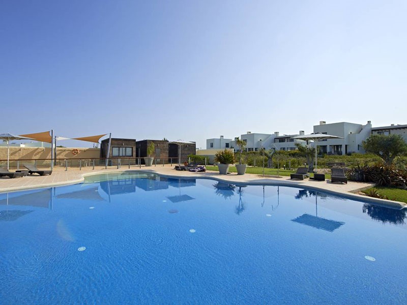 La superbe piscine du Martinhal Sagres à Algarve