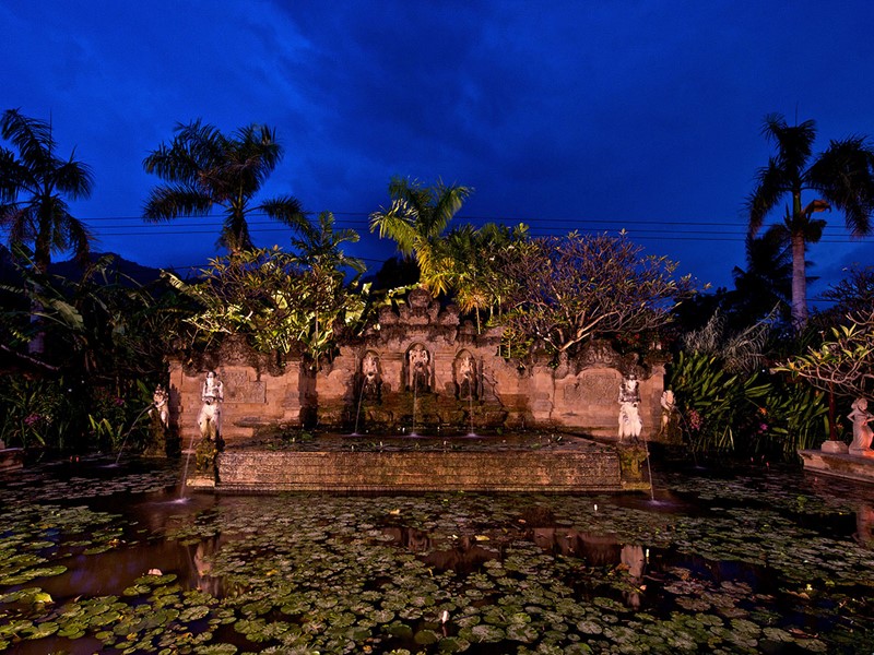 La fontaine Aling du Matahari Beach Resort 