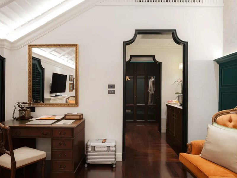 Romantic Lanna Corner Suite