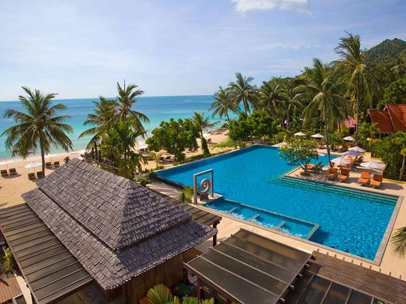 La piscine de l'hôtel New Star Beach Resort en Thailande