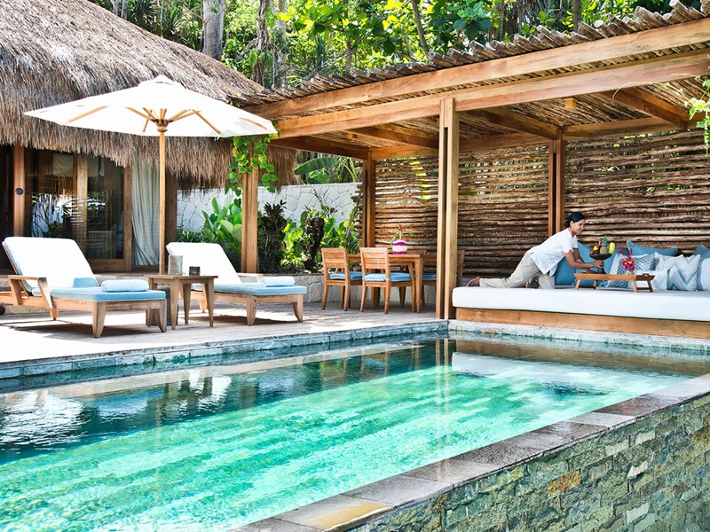 La superbe piscine de la Marangga Villa 