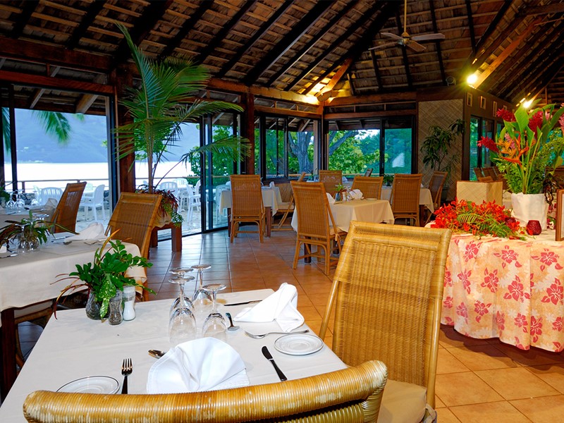 Le restaurant de l'hôtel Le Nuku Hiva by Pearl Resorts sur les Iles Marquises