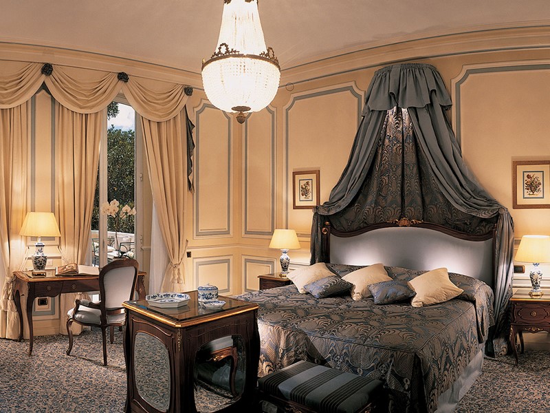 Palace Deluxe Room 