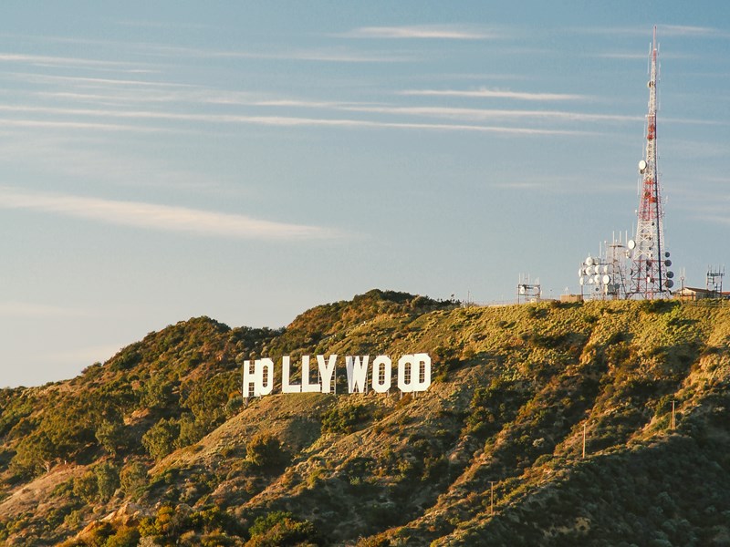 Où vous visiterez des endroits incontournables, comme l'Hollywood Sign