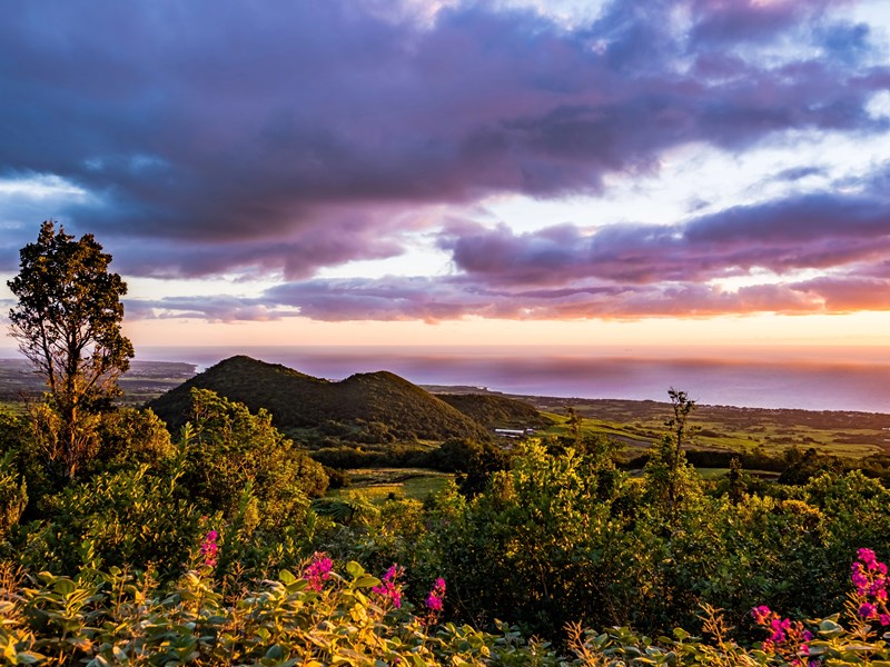 Les levers de soleil sur Sainte Anne sont magnifiques