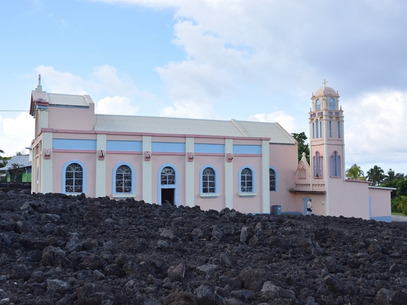 Venez découvrir l'étonnante église Notre Dame des Laves
