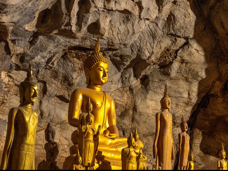 Des statues de Bouddha au cœur des cavernes