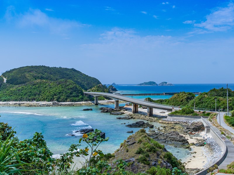 Rejoignez l'île Geruma, authentique et préservée