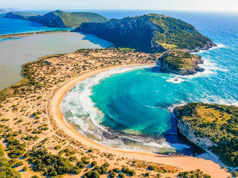 La plage de Voidokilia