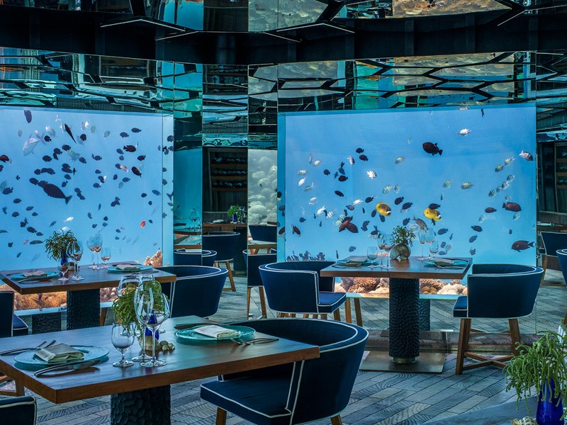 Le restaurant sous-marin de l'Anantara Kihavah Villas