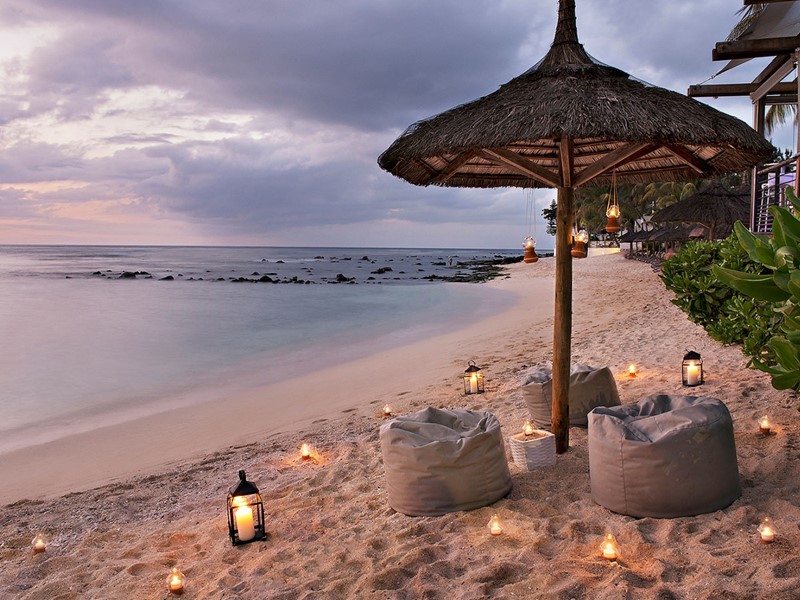 Moment romantique sur la plage