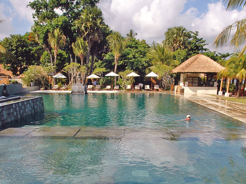 Belmond Jimbaran Puri Bali, la piscine de l'hôtel