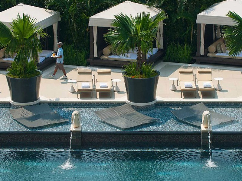 Mandarin Oriental Singapour, La piscine de l'hôtel