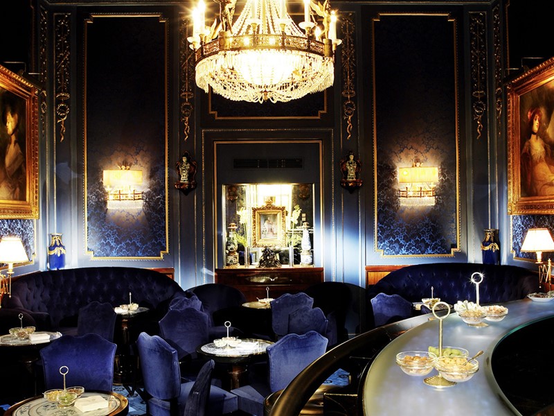 Le Blaue Bar