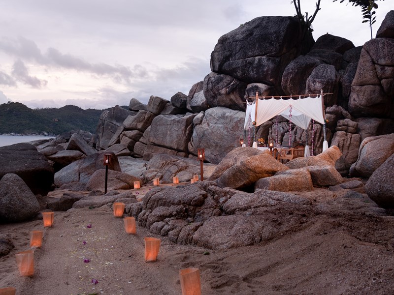 Profitez d'un dîner romantique dans un cadre idyllique   