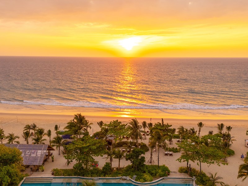 Coucher de soleil sur la mer d'Andaman