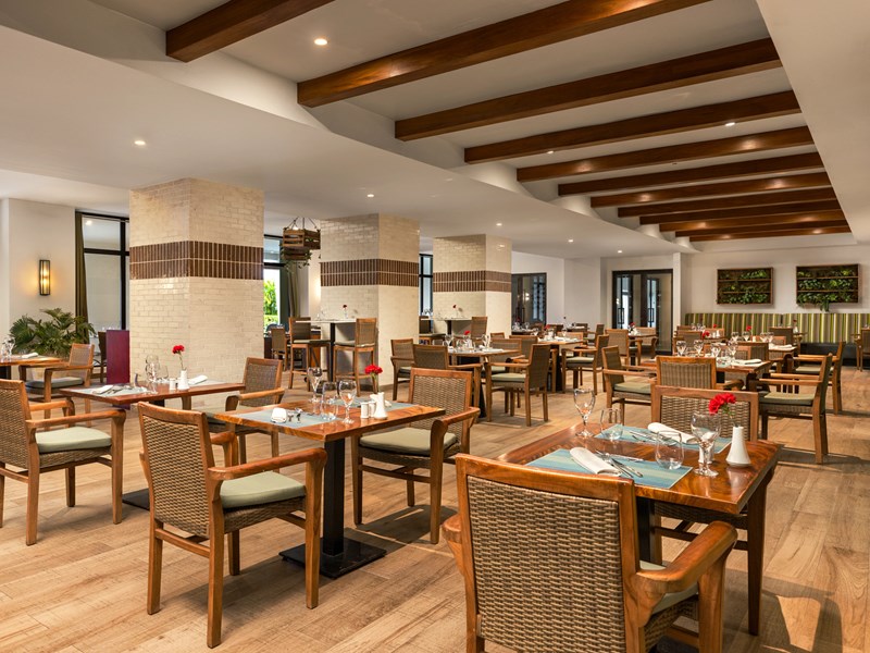 Cuisine internationale au Market Café
