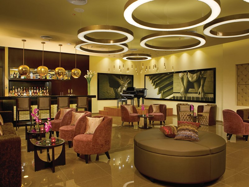 Le Piano Bar