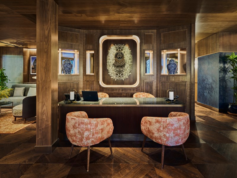 Charme baroque et design contemporain