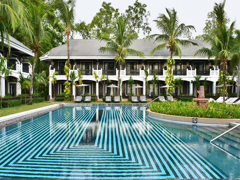 La superbe piscine du Shinta Mani à Siem Reap