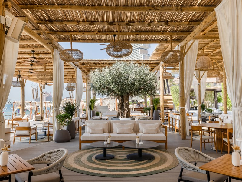 Le Laguna Beach Lounge
