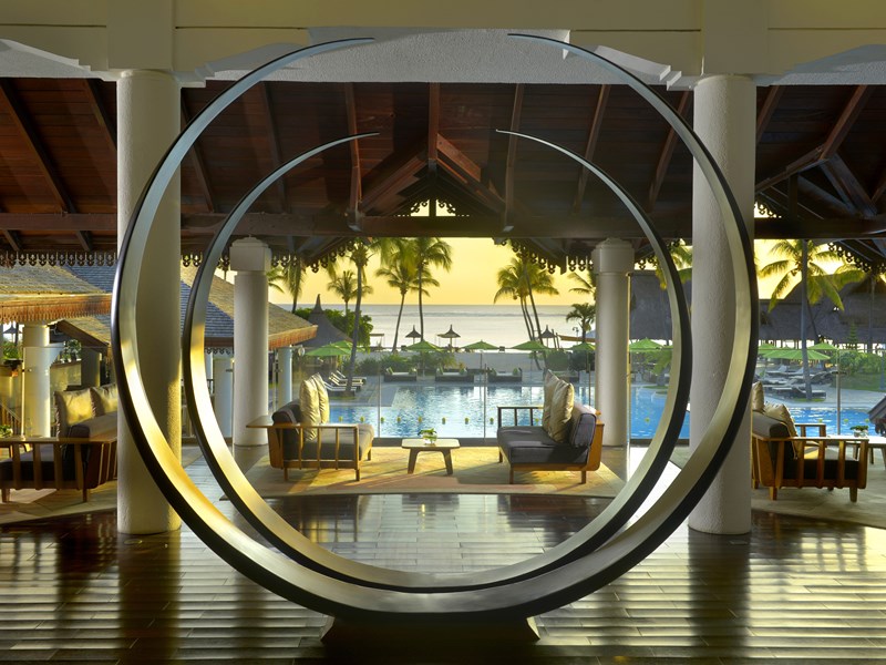 Le lobby de l'hôtel, à l'architecture asiatique