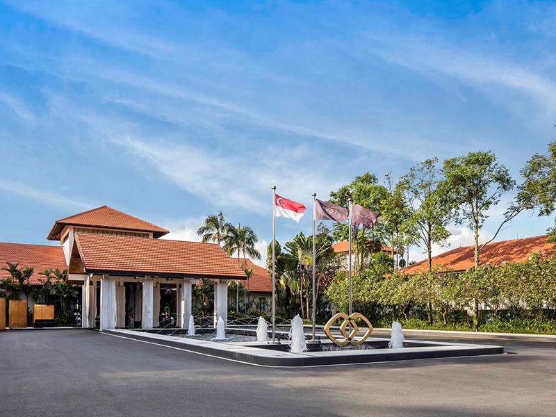 L'entrée de l'hôtel Sofitel Singapore Sentosa Resort