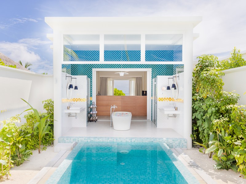 Grand Beach Villa with Pool