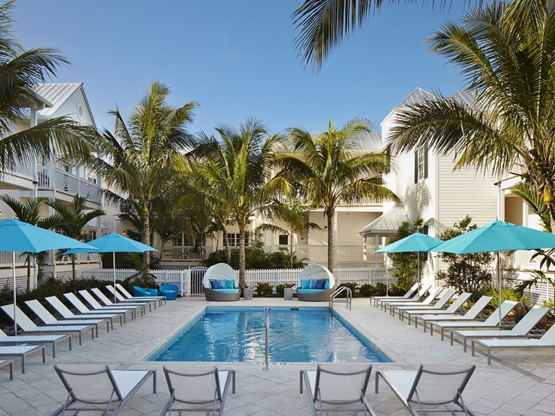 La superbe piscine de l'hôtel The Marker en Floride