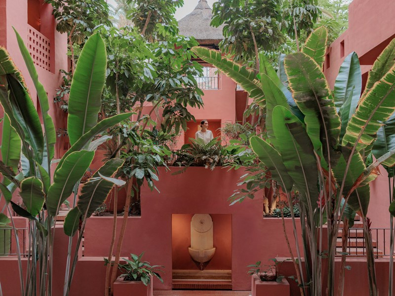 Un resort où architecture et nature ne font qu’un