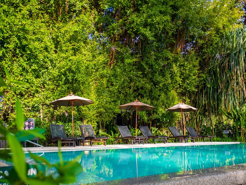 La piscine à débordement