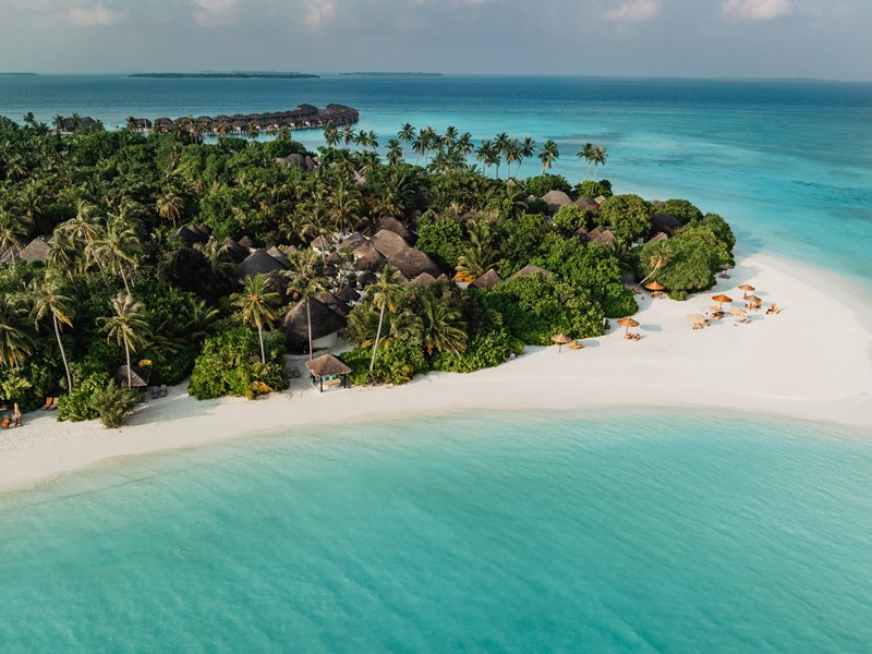 Une île luxuriante au cœur de l’atoll de Noonu